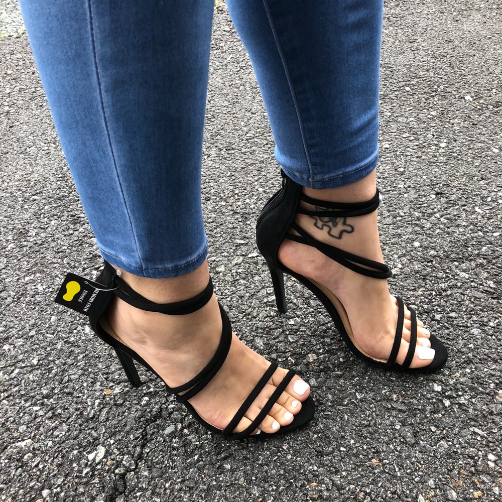 🌷Spring🌷 Black heels